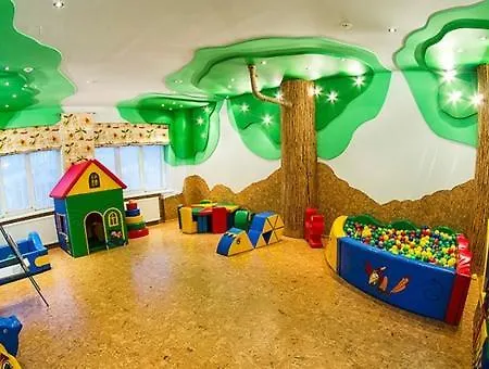 карпатські зорі Spahotel 호텔